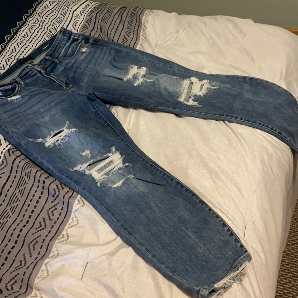 NWOT Judy Blue denim boyfriend fit skinny jeans!